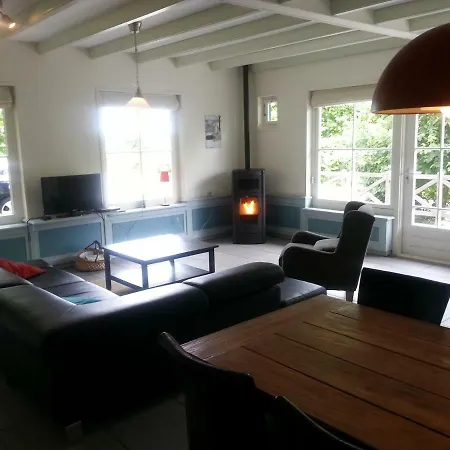 Hoeve Schoonzicht Hébergement de vacances *